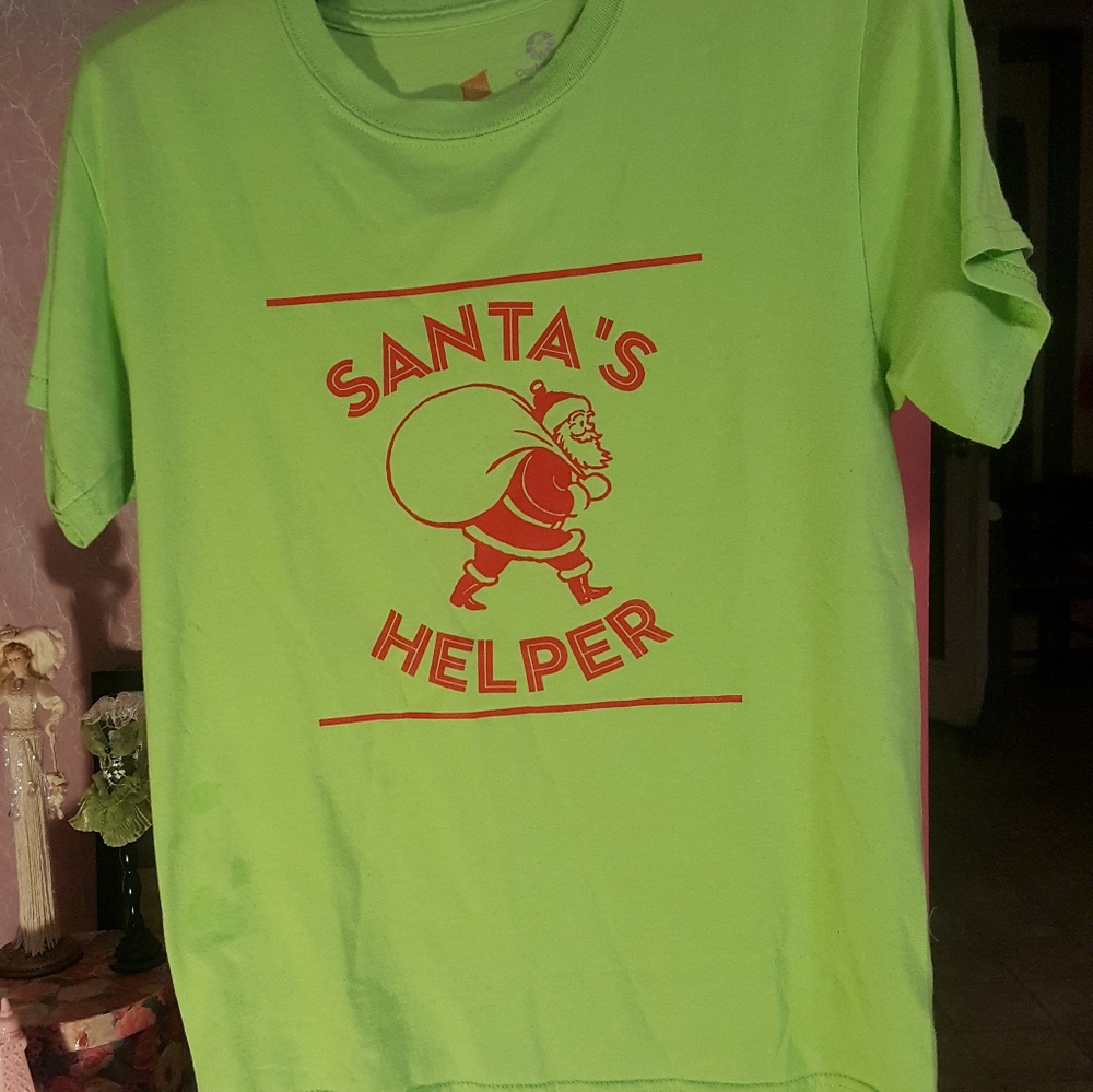 Santa's Helper T-Shirt size small